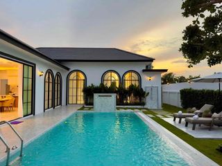 Casa en venta de 4 habitaciones en Bang Lamung, Chonburi