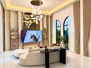 Casa en venta de 4 habitaciones en Bang Lamung, Chonburi