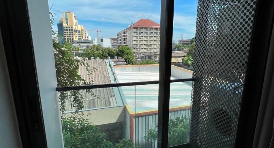 For rent 1 bed condo in Khlong Toei, Bangkok