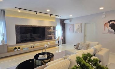 For rent and for sale 4 bedrooms house in Bang Phli, Samut Prakan