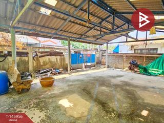 Casa adosada en venta de 3 habitaciones en Bang Khen, Bangkok
