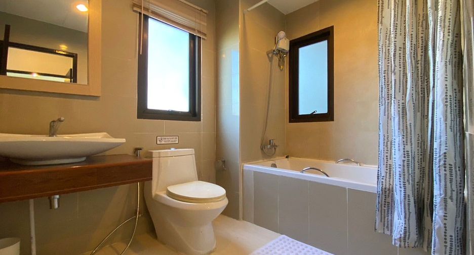 Condo en alquiler de 2 habitaciones en Mueang Chiang Mai, Chiang Mai