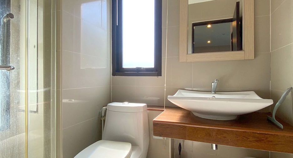 Condo en alquiler de 2 habitaciones en Mueang Chiang Mai, Chiang Mai