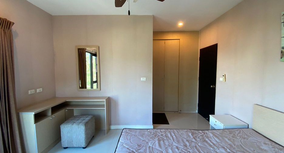 Condo en alquiler de 2 habitaciones en Mueang Chiang Mai, Chiang Mai