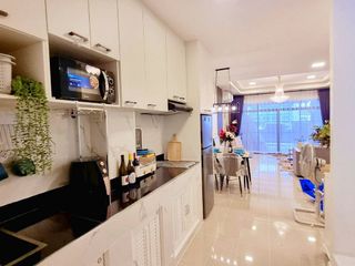 À vendre 3 chambres maison de ville à Bang Lamung, Chonburi