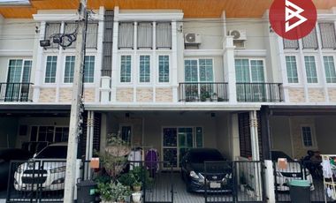 出售 4 卧室 联排别墅 在 Bang Phli, Samut Prakan