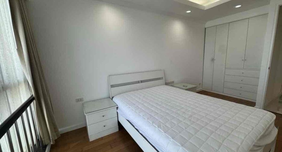 For sale 2 bedrooms condo in Bang Na, Bangkok