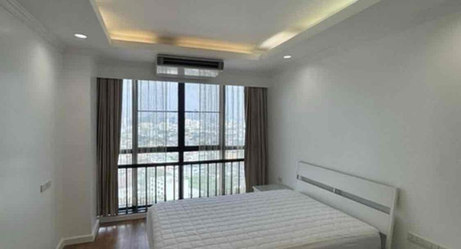For sale 2 bedrooms condo in Bang Na, Bangkok
