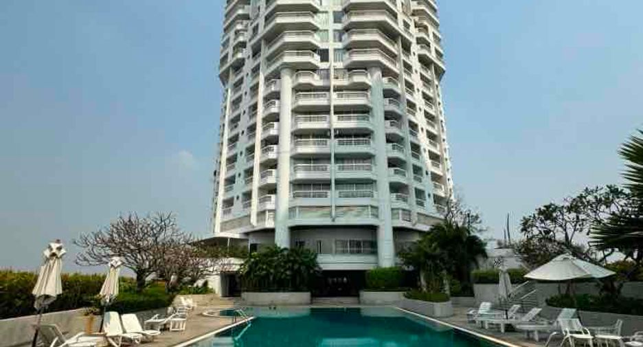 For sale 2 bedrooms condo in Bang Na, Bangkok