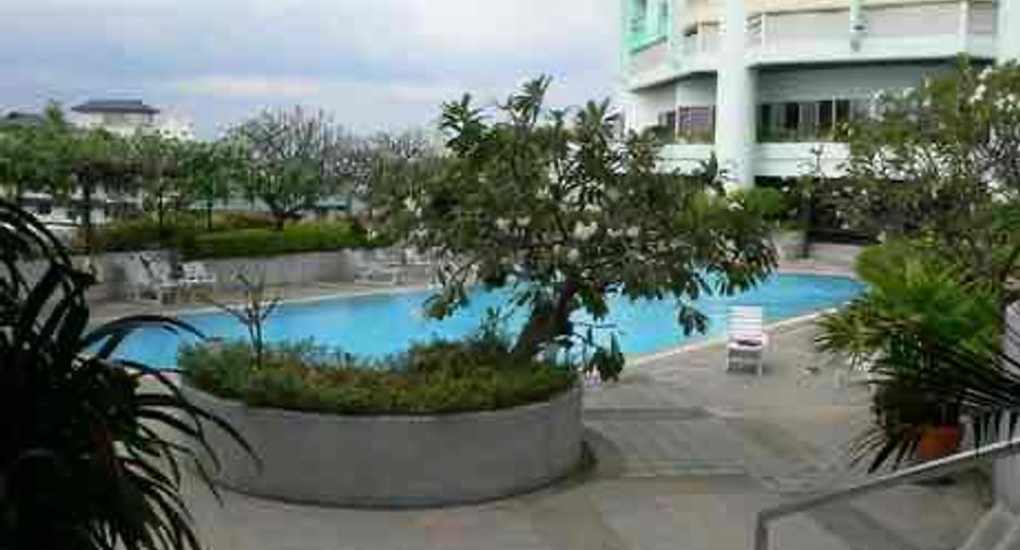 For sale 2 bedrooms condo in Bang Na, Bangkok
