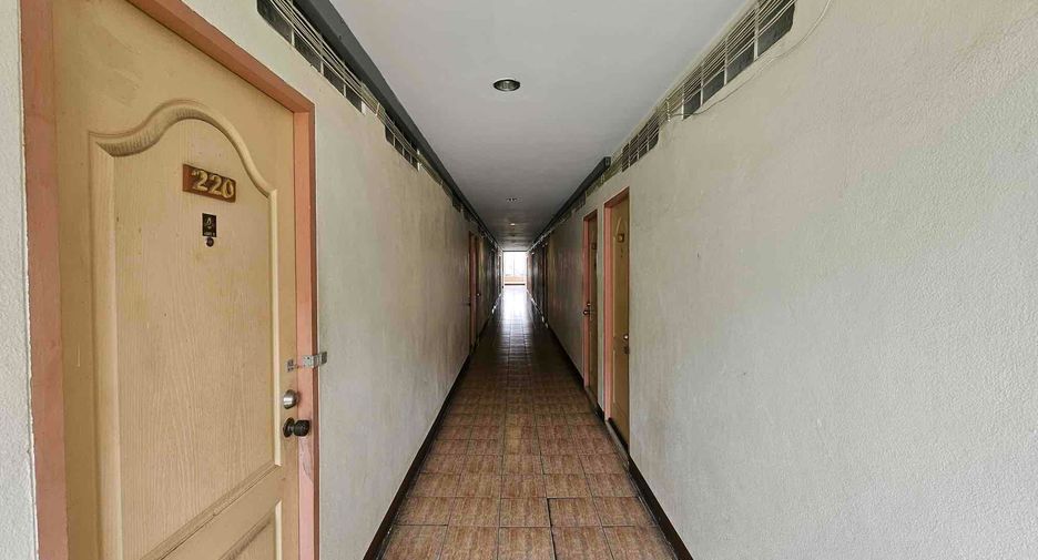 For sale 68 bedrooms apartment in Mueang Chiang Mai, Chiang Mai
