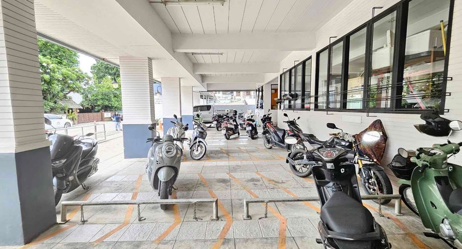 For sale 45 bedrooms apartment in Mueang Chiang Mai, Chiang Mai