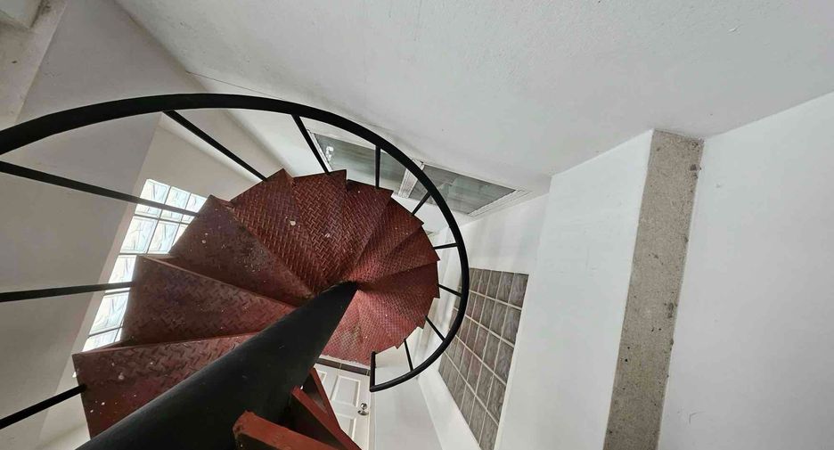 For sale 45 bedrooms apartment in Mueang Chiang Mai, Chiang Mai