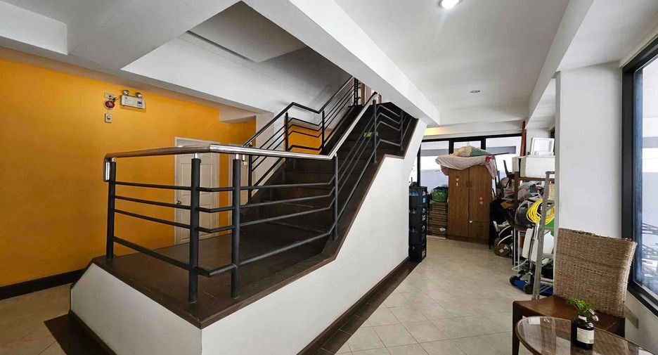 For sale 45 bedrooms apartment in Mueang Chiang Mai, Chiang Mai