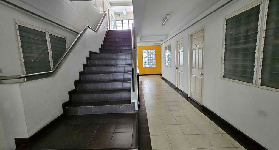 For sale 45 bedrooms apartment in Mueang Chiang Mai, Chiang Mai