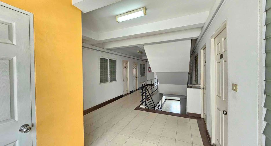 For sale 45 bedrooms apartment in Mueang Chiang Mai, Chiang Mai