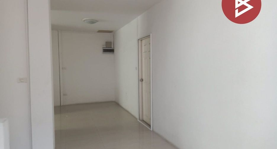 À vendre 5 chambres local commercial à Pak Kret, Nonthaburi