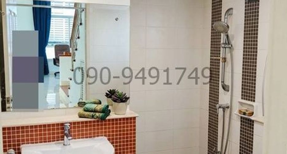 For rent 3 bedrooms townhouse in Min Buri, Bangkok