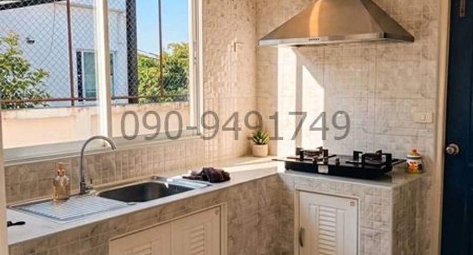 For rent 3 bedrooms townhouse in Min Buri, Bangkok