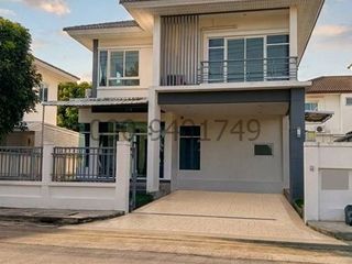 For rent 3 bedrooms townhouse in Min Buri, Bangkok