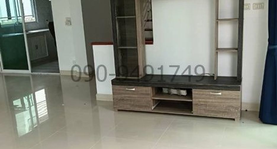 For rent 3 bedrooms townhouse in Min Buri, Bangkok