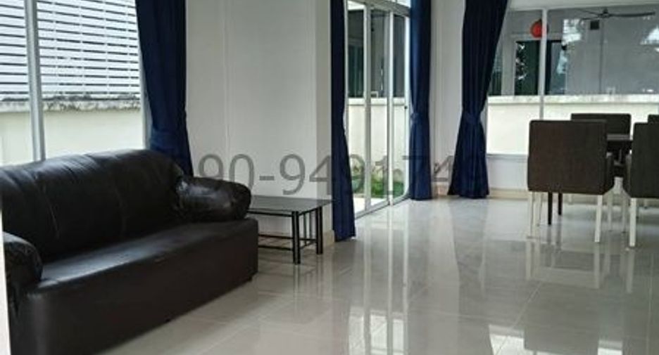 For rent 3 bedrooms townhouse in Min Buri, Bangkok