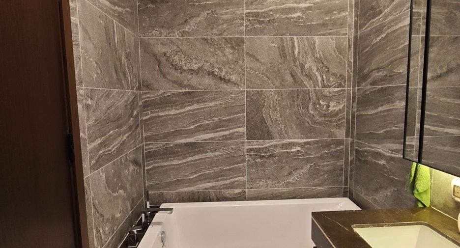 Condo en venta de 1 habitaciones en Khlong Toei, Bangkok
