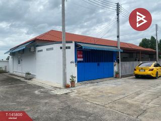 For sale 2 bedrooms townhouse in Phan Thong, Chonburi