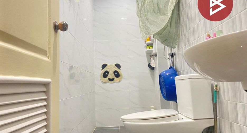For sale 2 bedrooms townhouse in Phan Thong, Chonburi