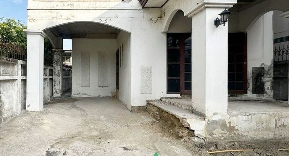 Продажа 3 спальни дом в Пхаси Чароен, Бангкок