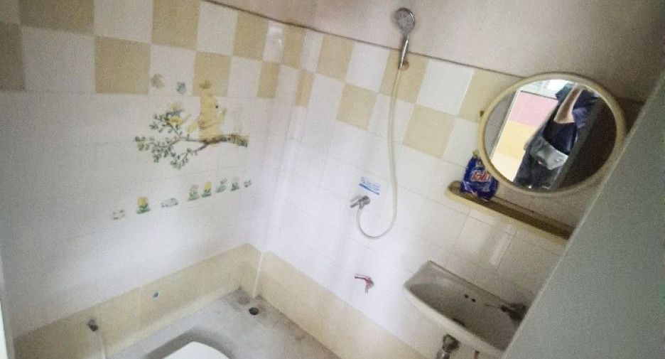 Reihenhaus zum Kauf mit 2 Zimmer in Mueang Surat Thani, Surat Thani