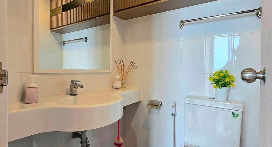 For sale 2 bedrooms condo in Bang Lamung, Chonburi