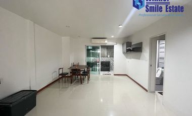 出售 3 卧室 联排别墅 在 Lam Luk Ka, Pathum Thani