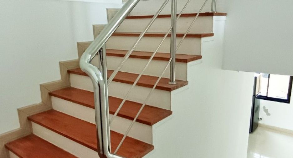 Casa en venta de 3 habitaciones en Mueang Chachoengsao, Chachoengsao
