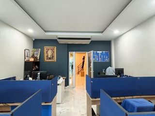 Oficina en venta de 5 habitaciones en Bueng Kum, Bangkok