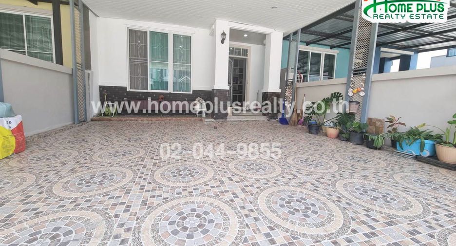 For rent and for sale 3 bedrooms townhouse in Lam Luk Ka, Pathum Thani
