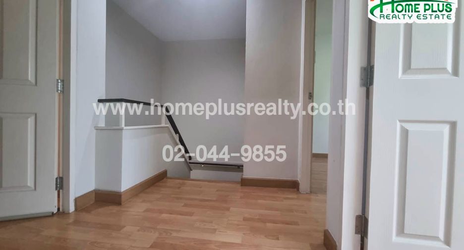 For rent and for sale 3 bedrooms townhouse in Lam Luk Ka, Pathum Thani