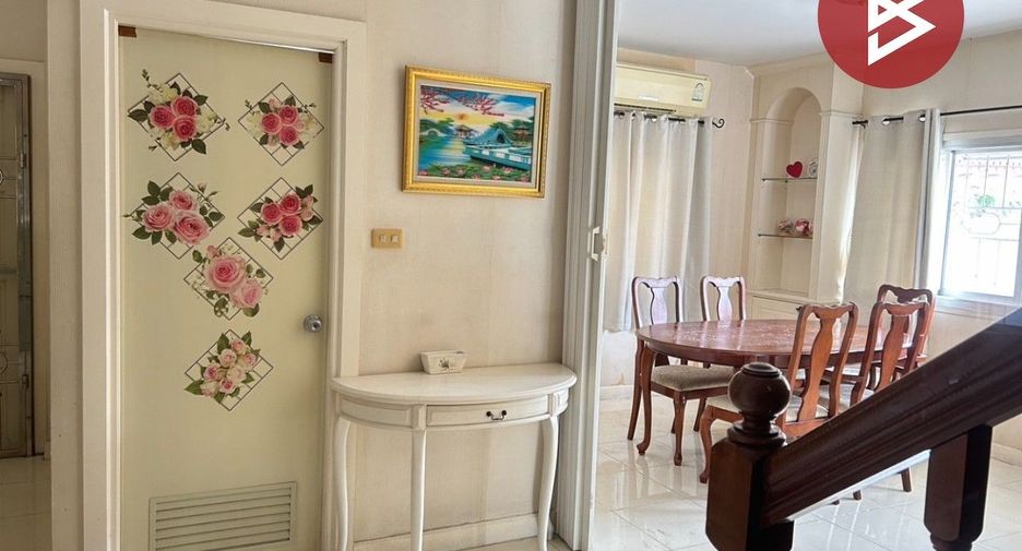 À vendre 3 chambres maison à Si Racha, Chonburi