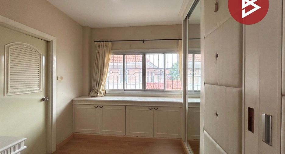 À vendre 3 chambres maison à Si Racha, Chonburi