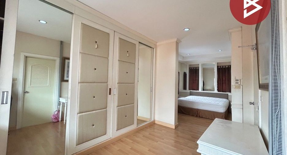 À vendre 3 chambres maison à Si Racha, Chonburi