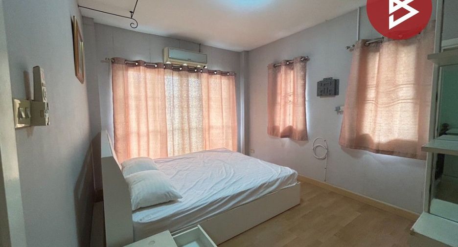 À vendre 3 chambres maison à Si Racha, Chonburi