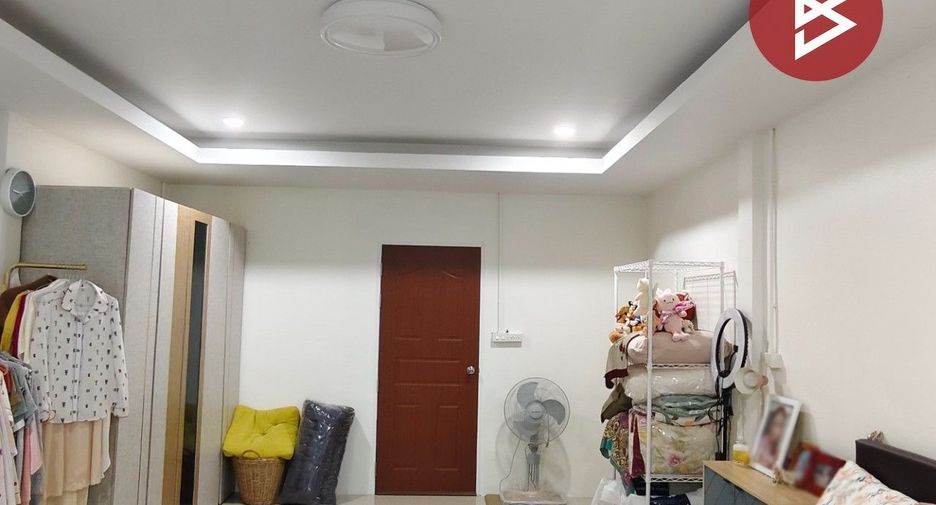 Casa adosada en venta de 2 habitaciones en Mueang Nakhon Si Thammarat, Nakhon Si Thammarat