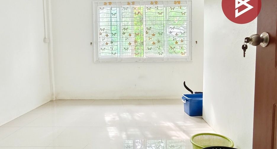 Casa adosada en venta de 2 habitaciones en Mueang Nakhon Si Thammarat, Nakhon Si Thammarat