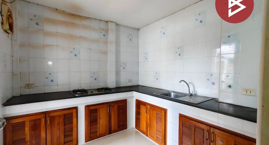 Casa adosada en venta de 3 habitaciones en Nong Khaem, Bangkok