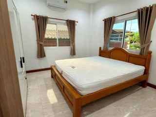 For rent 2 bedrooms house in Saraphi, Chiang Mai