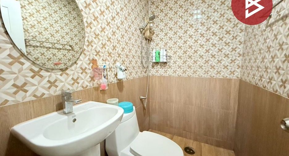 Casa adosada en venta de 4 habitaciones en Bang Bua Thong, Nonthaburi