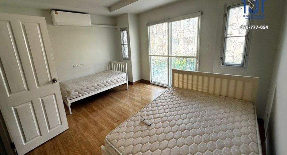 Reihenhaus zur Miete und zum Kauf mit 3 Zimmer 
