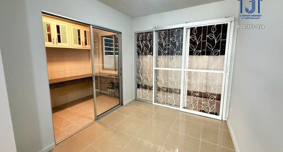 Reihenhaus zur Miete und zum Kauf mit 3 Zimmer 