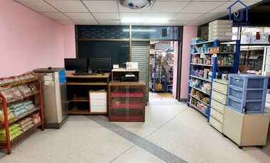 Gewerbefläche zum Kauf mit 6 Zimmer 