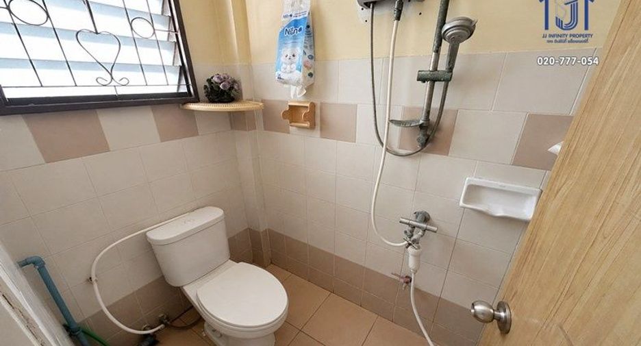 Gewerbefläche zum Kauf mit 6 Zimmer 